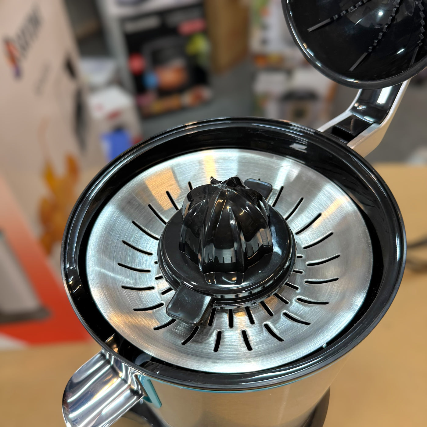 Imported Sayona Press Citrus Juicer