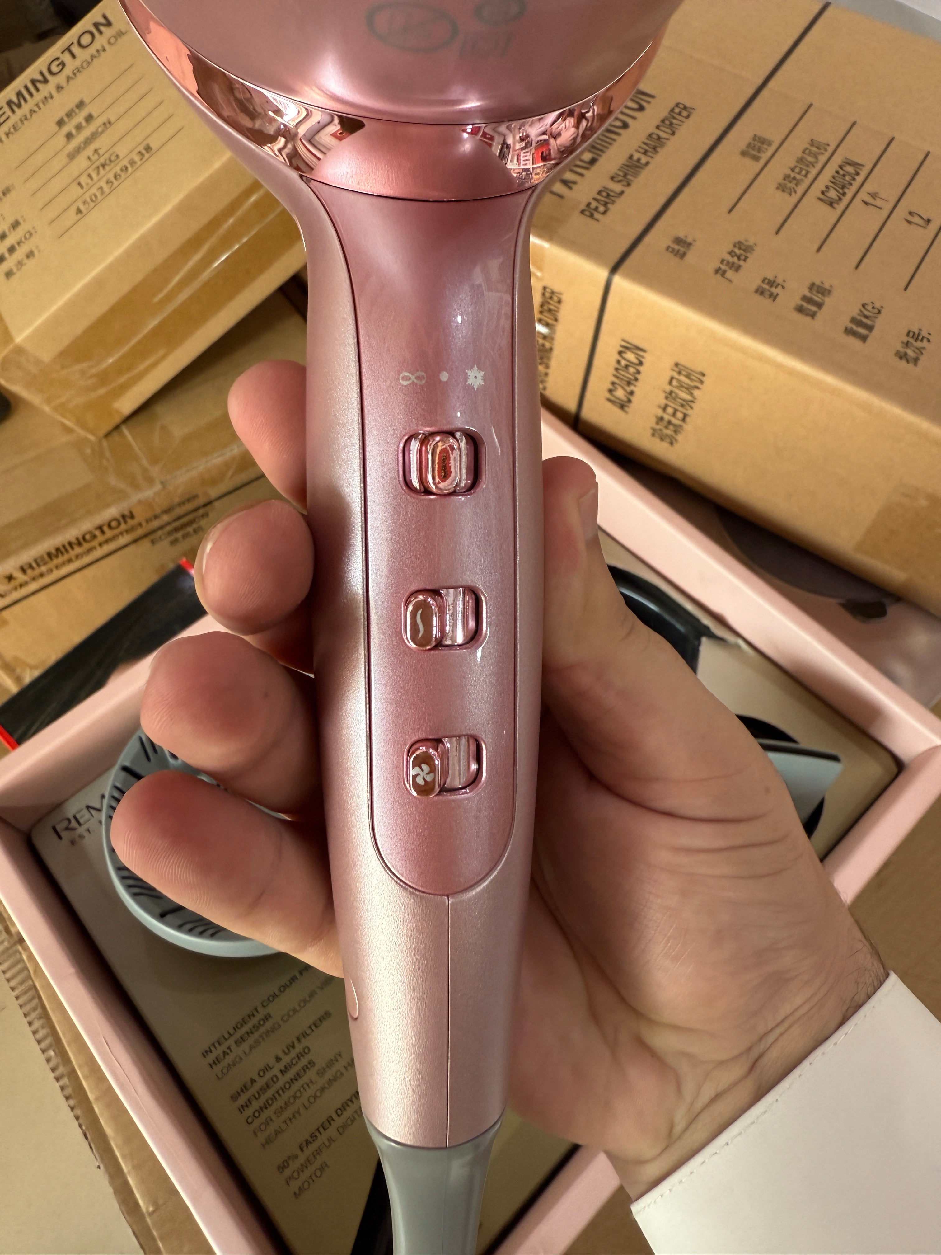 REMINGTON Advanced Colour Protect Hair Dryer EC8800CN