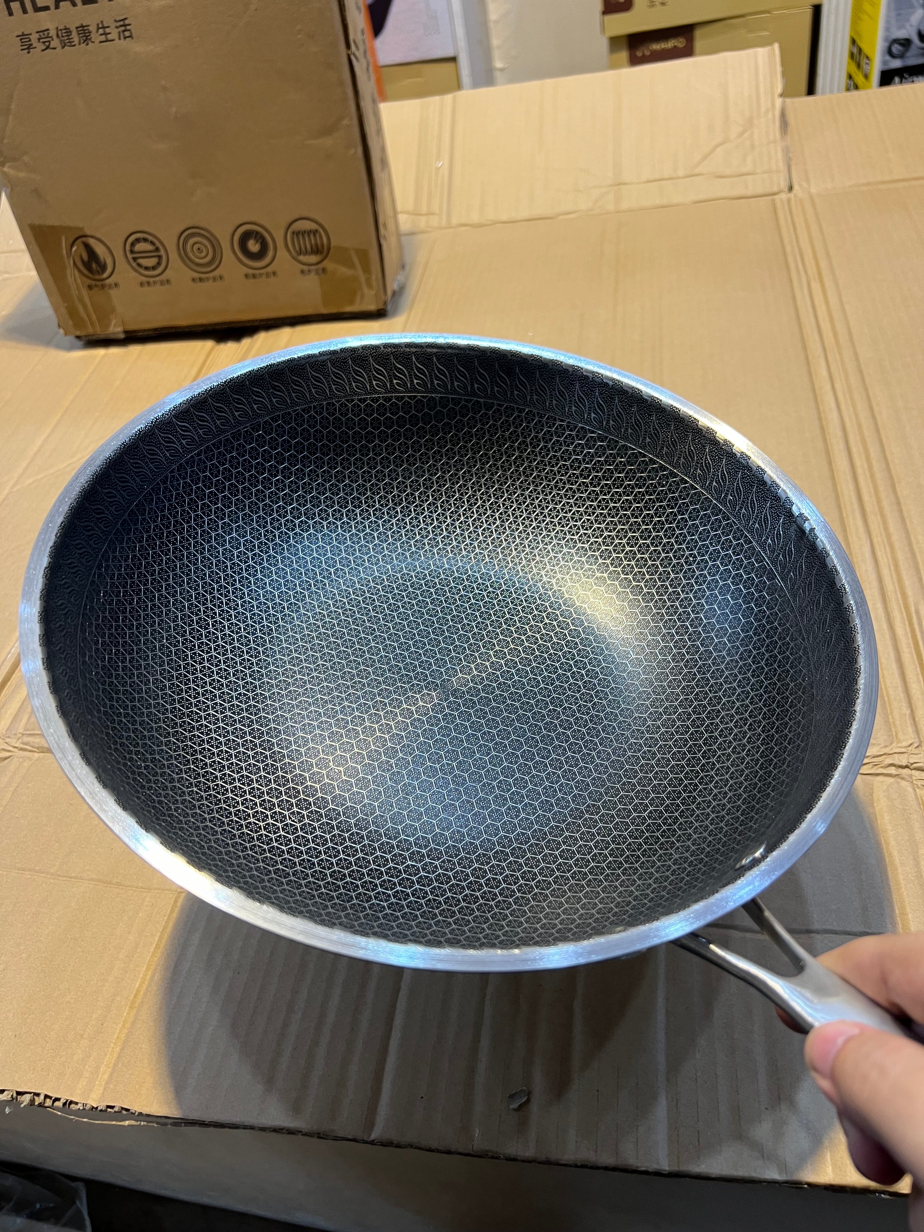 Lott Imported HaneyComb Technology Laser Coating Deep Fry pan