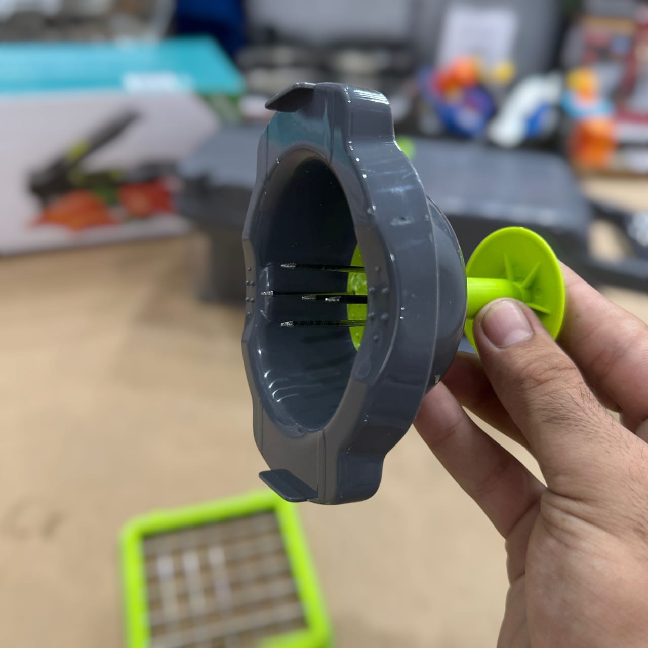 Inbodi Multifunction Shredder