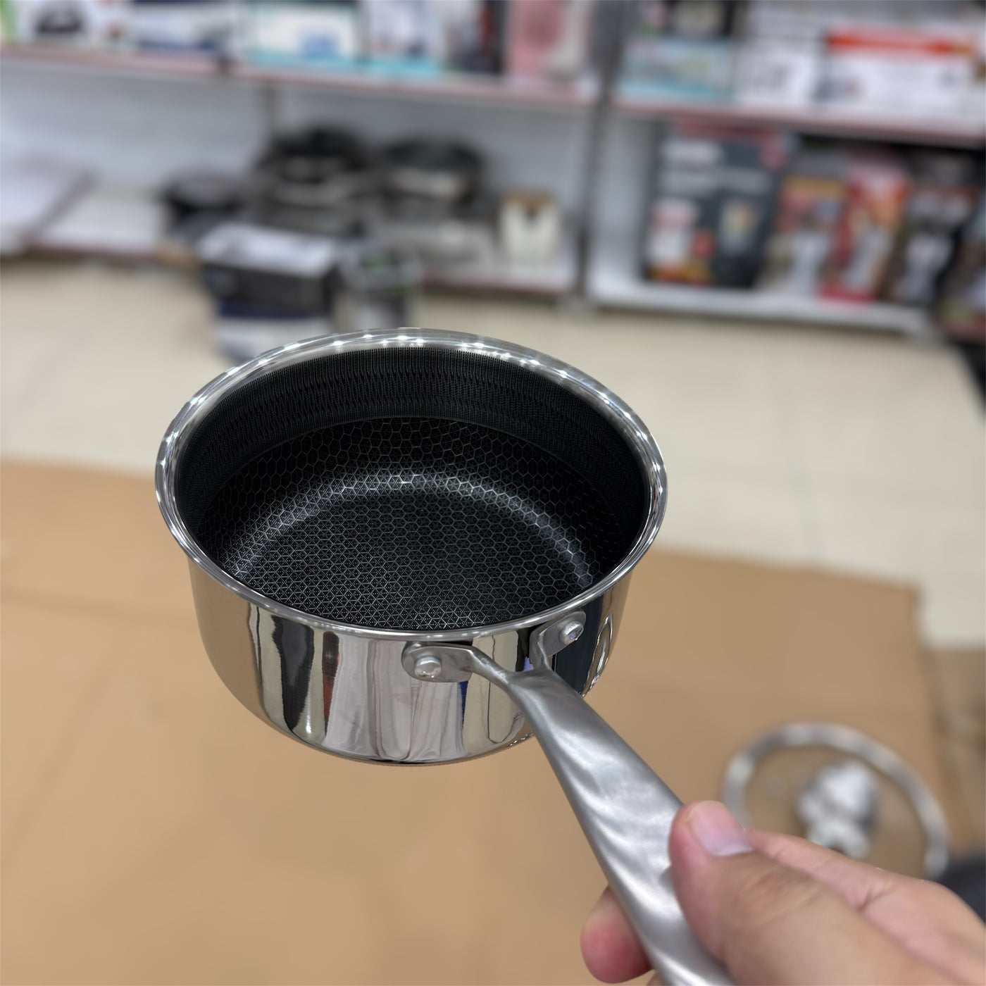 Laser Coated Sauce Pan With Lid