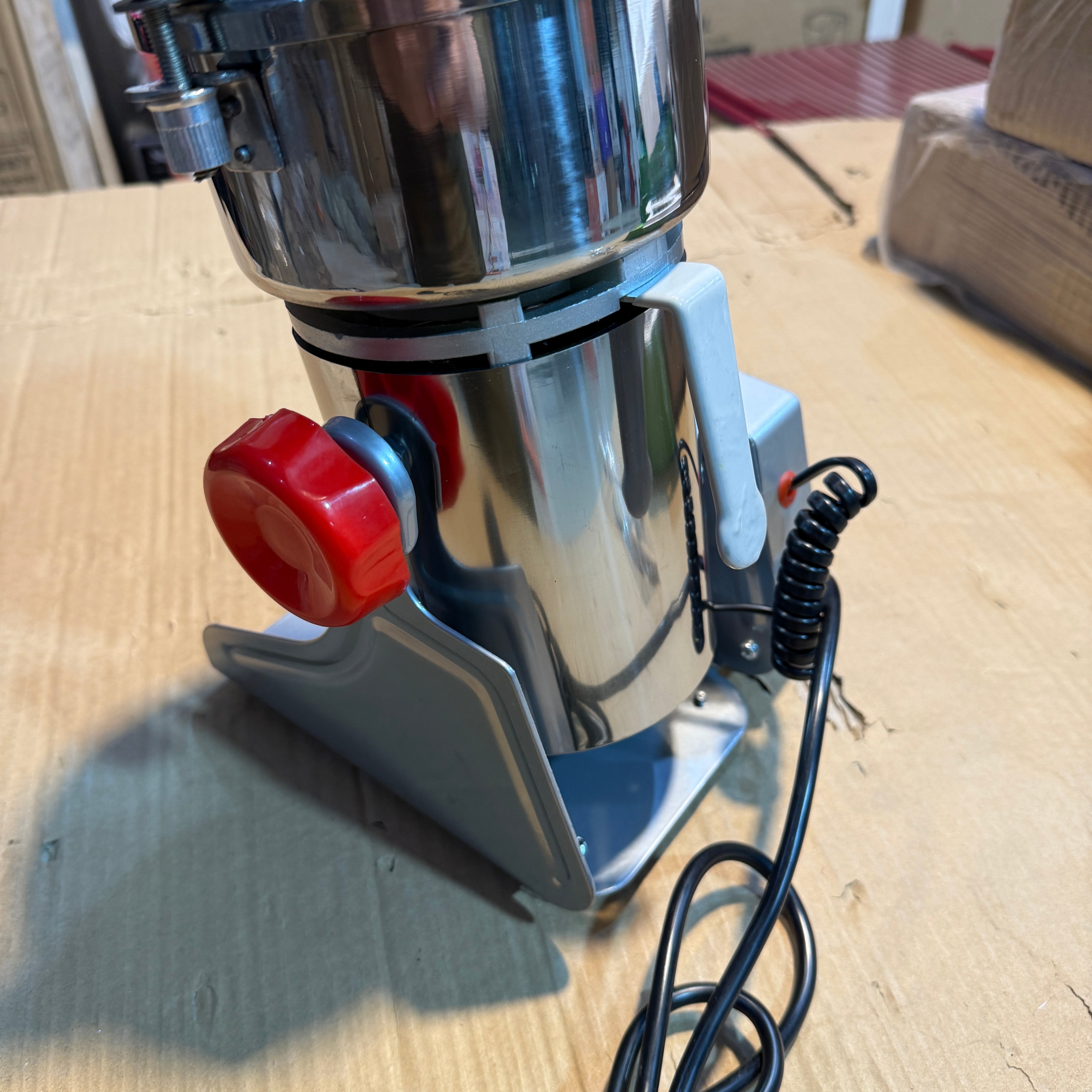 Super Crest Stanless Steel 250Gram Grinder