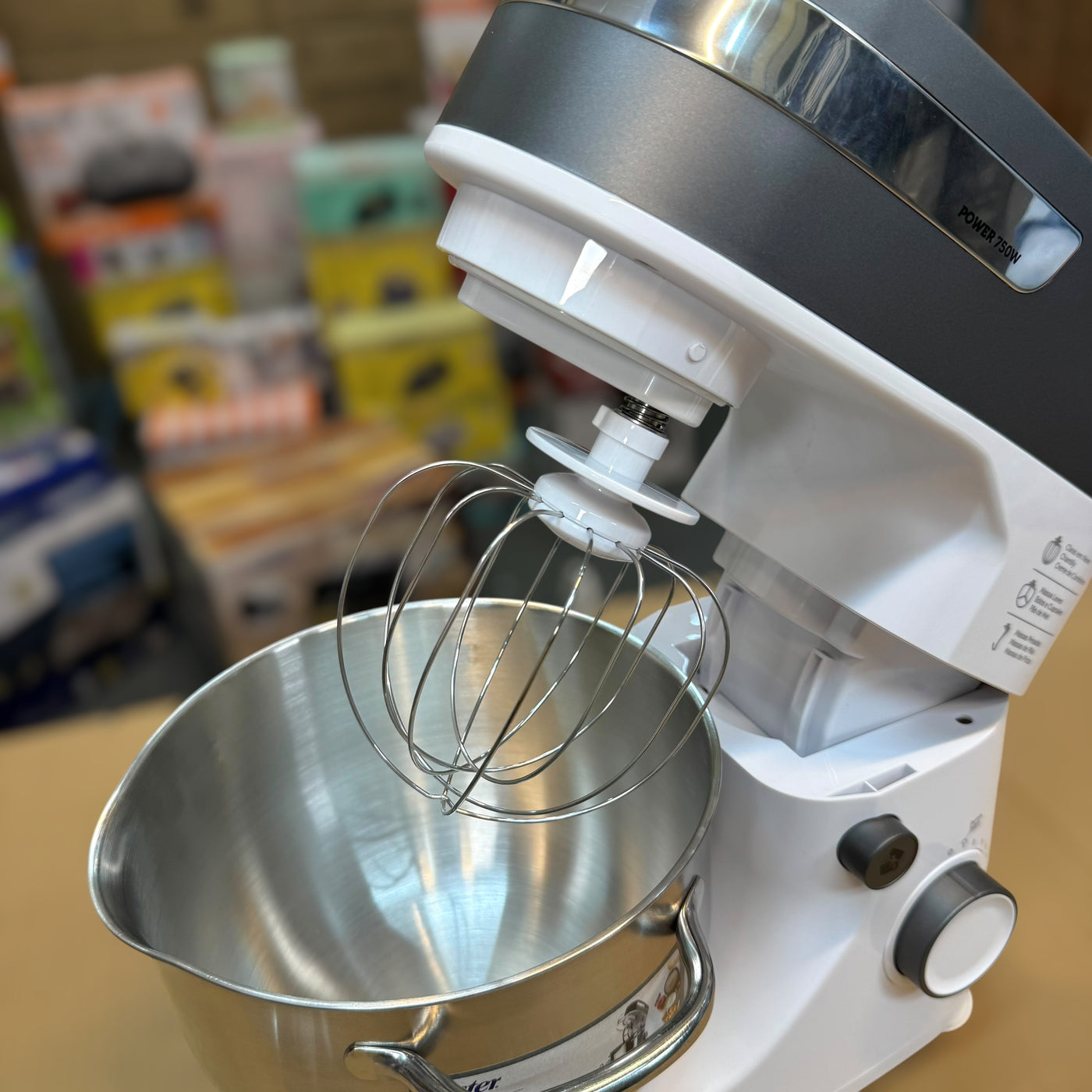 USA Oster 4L Stand Mixer