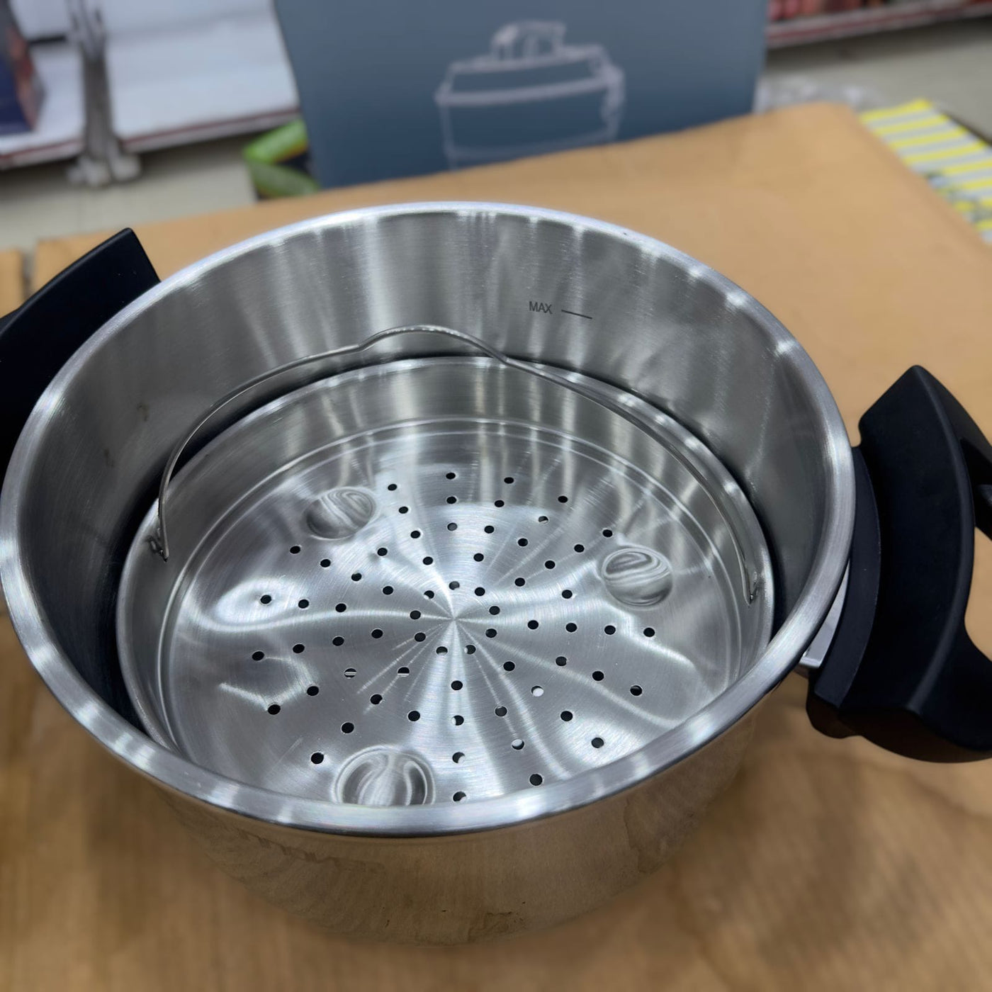 Hanover 5pcs Automatic Pressure Cooker Set 6 & 8 Litre