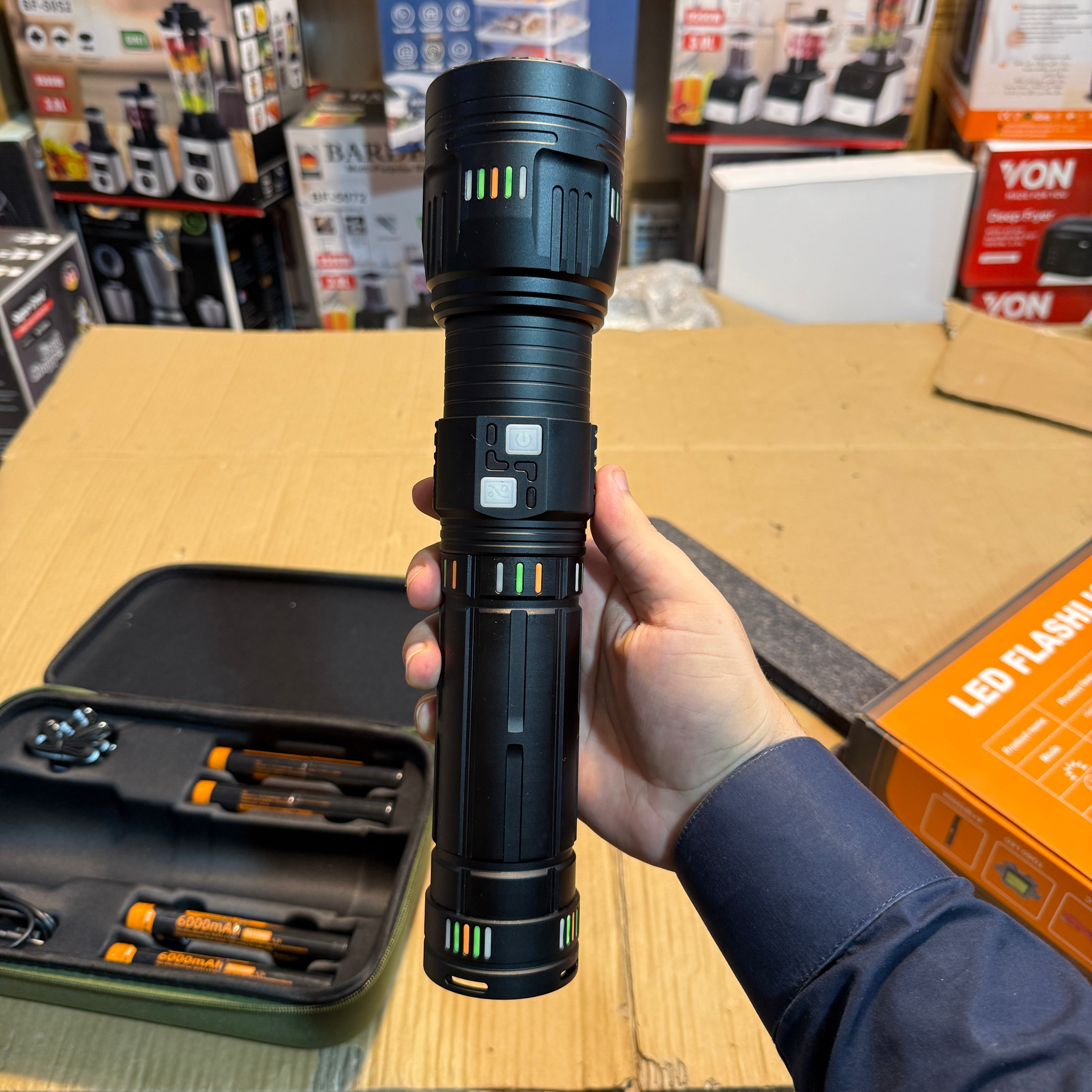 Imported Big Size 3km Flashlight
