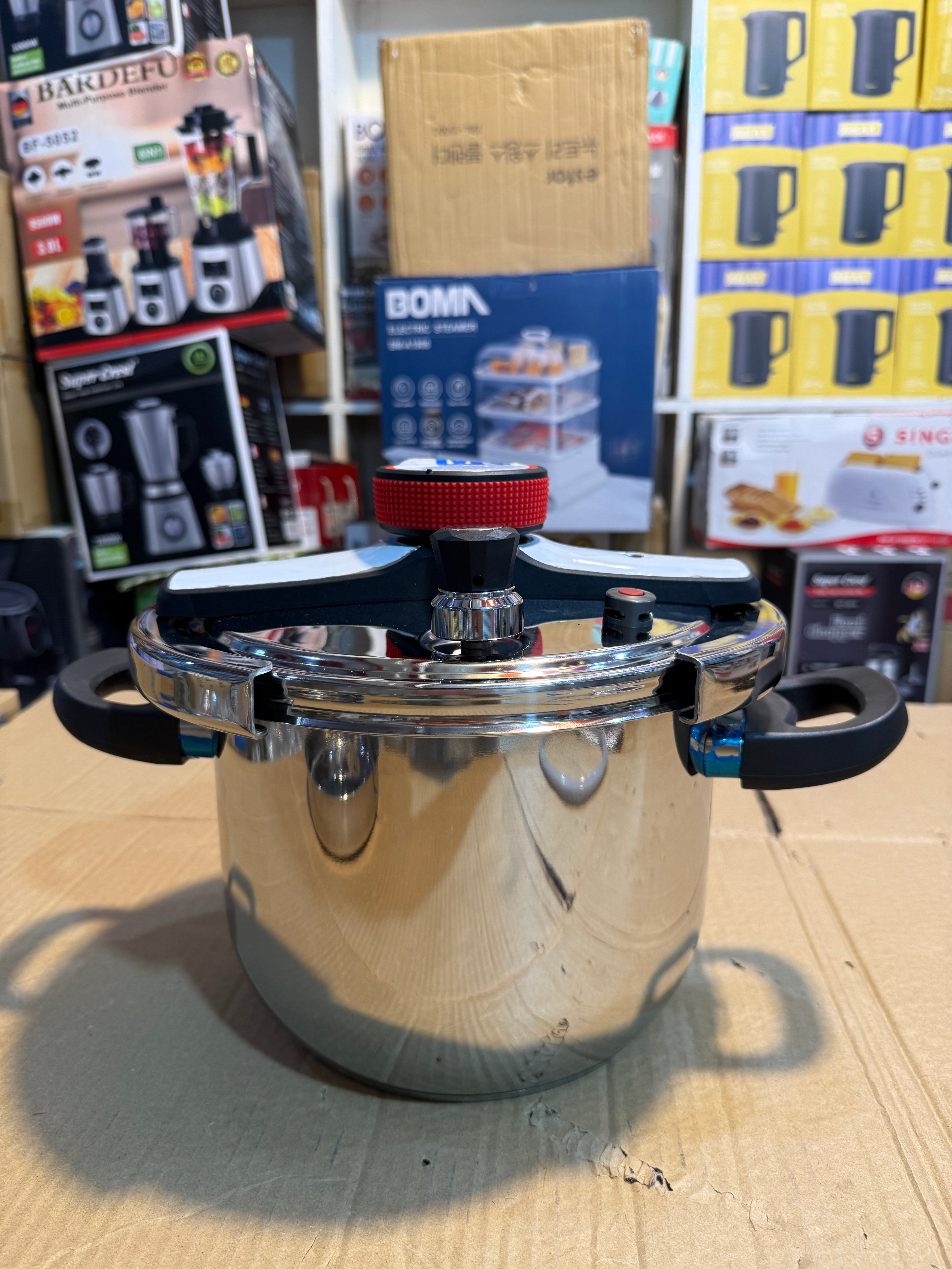 Imported Tefal 8pcs Automatic Pressure Cooker