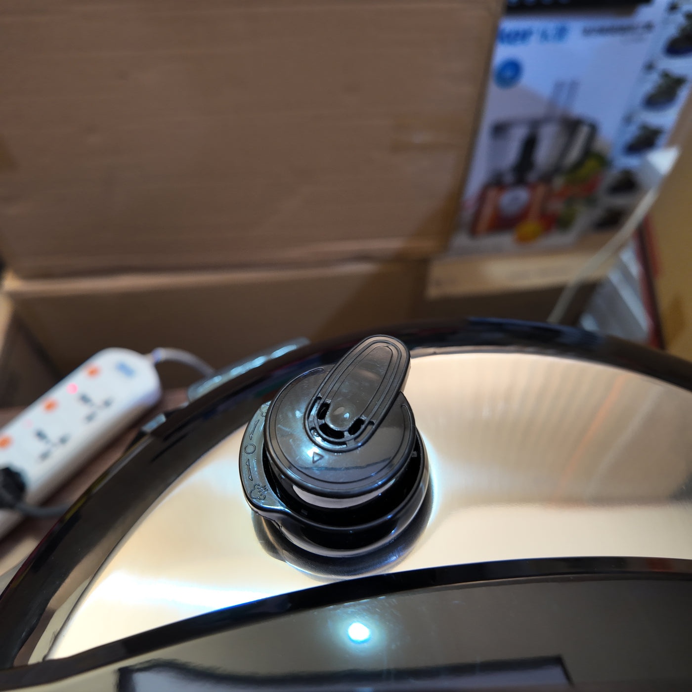 Hoffmans 8L Electric Pressure Cooker