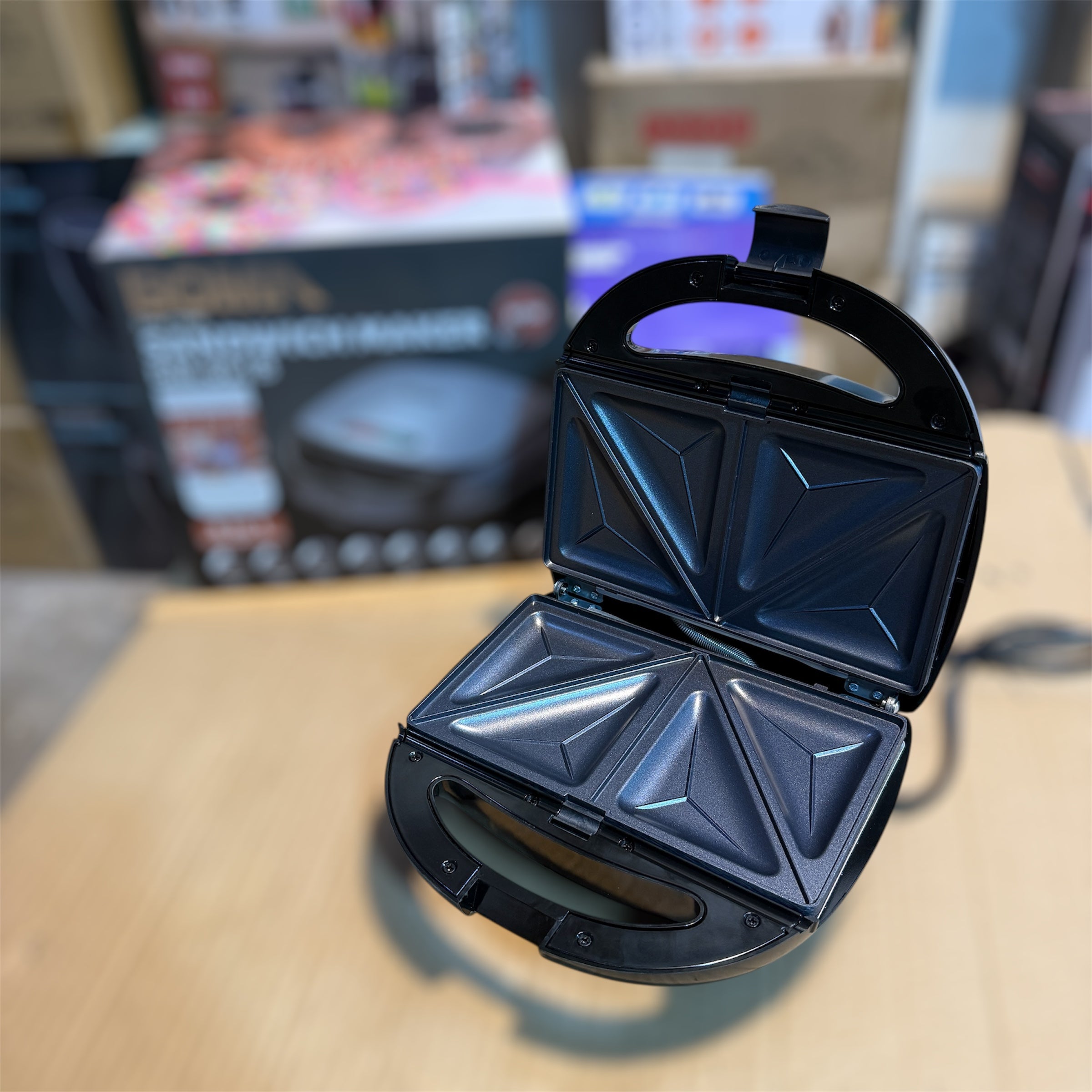Boma 8in1 Sandwich Maker.