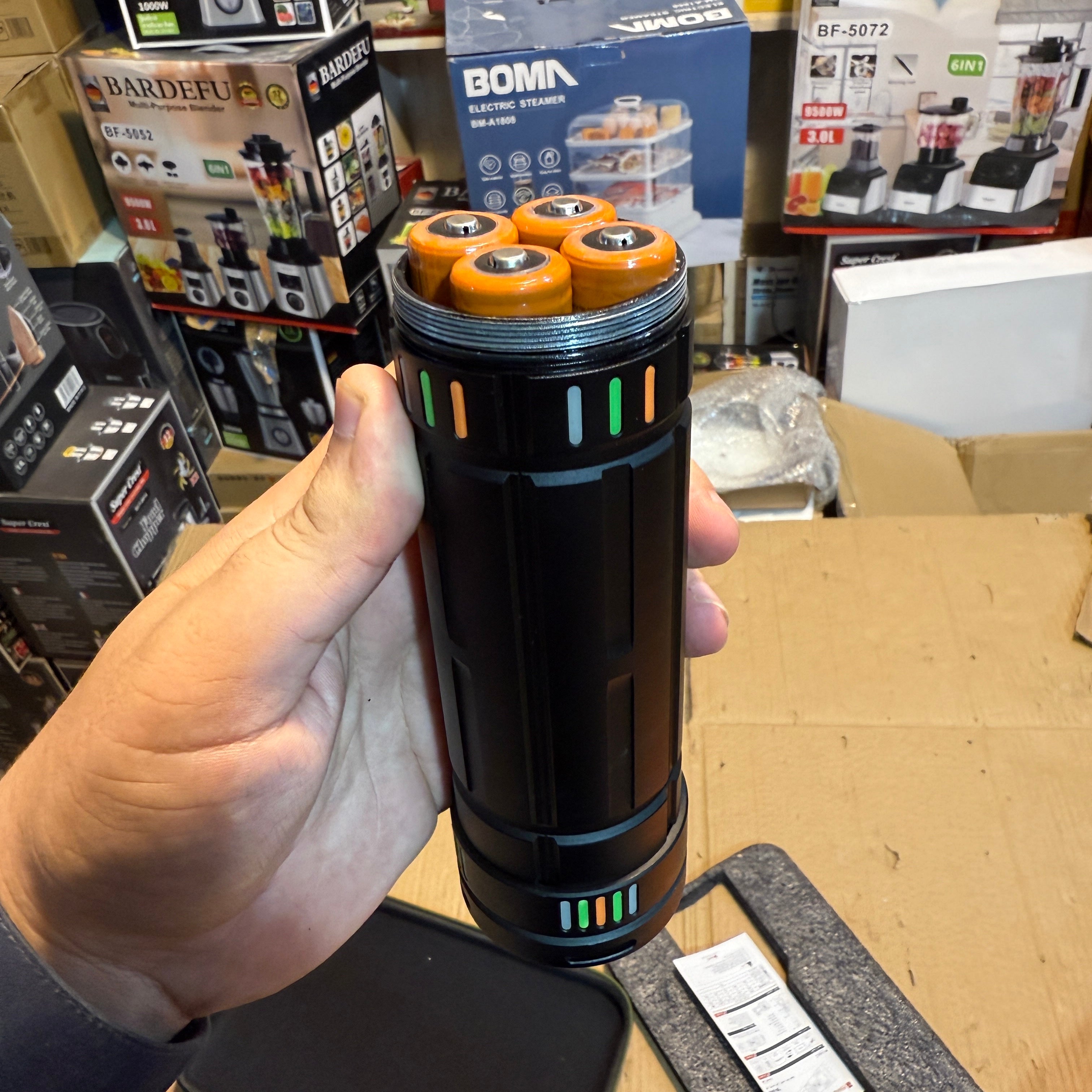 Imported Big Size 3km Flashlight
