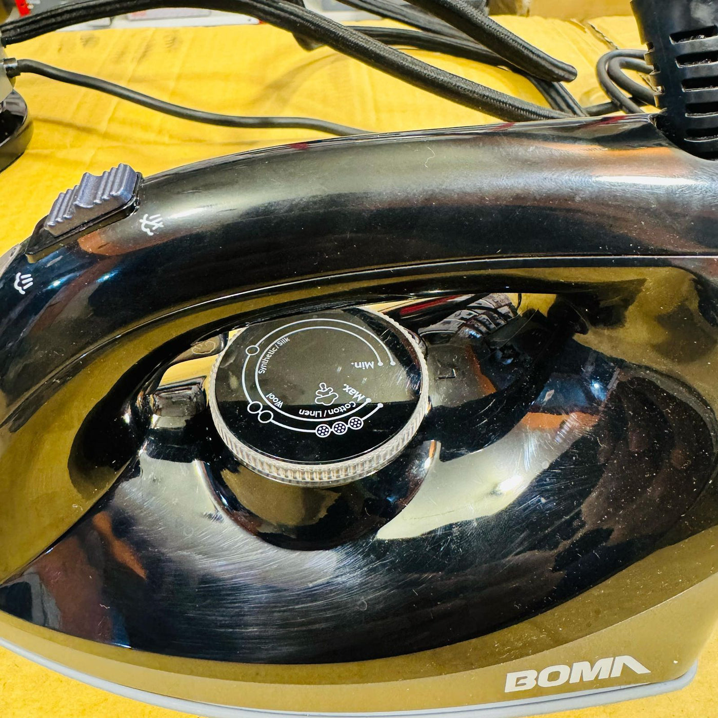 Boma Tank Steam Iron