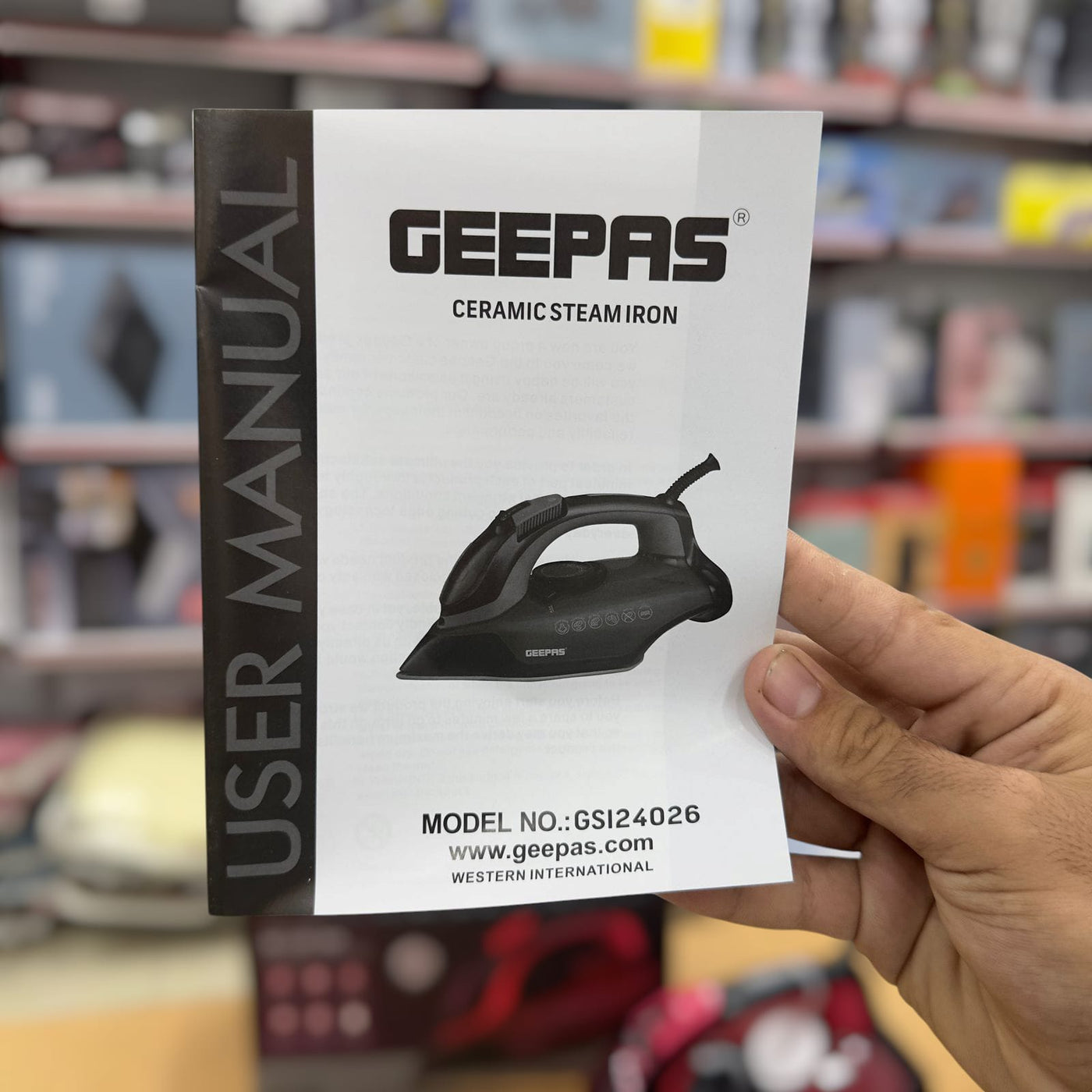 GEEPAS 3100W Ceramic Steam Iron-24026
