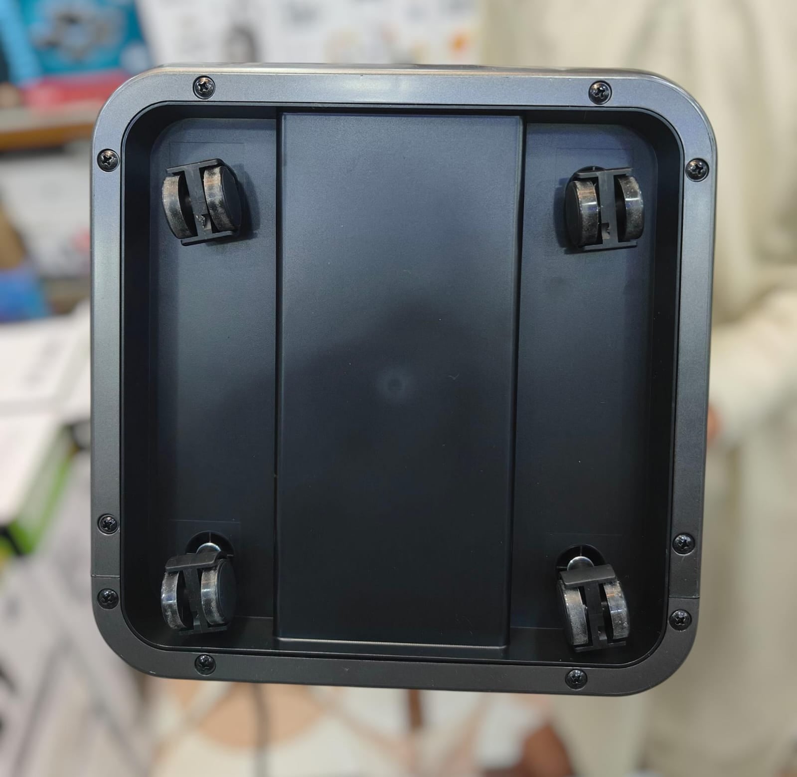 Geepas ceramic blower heater GRH 28596