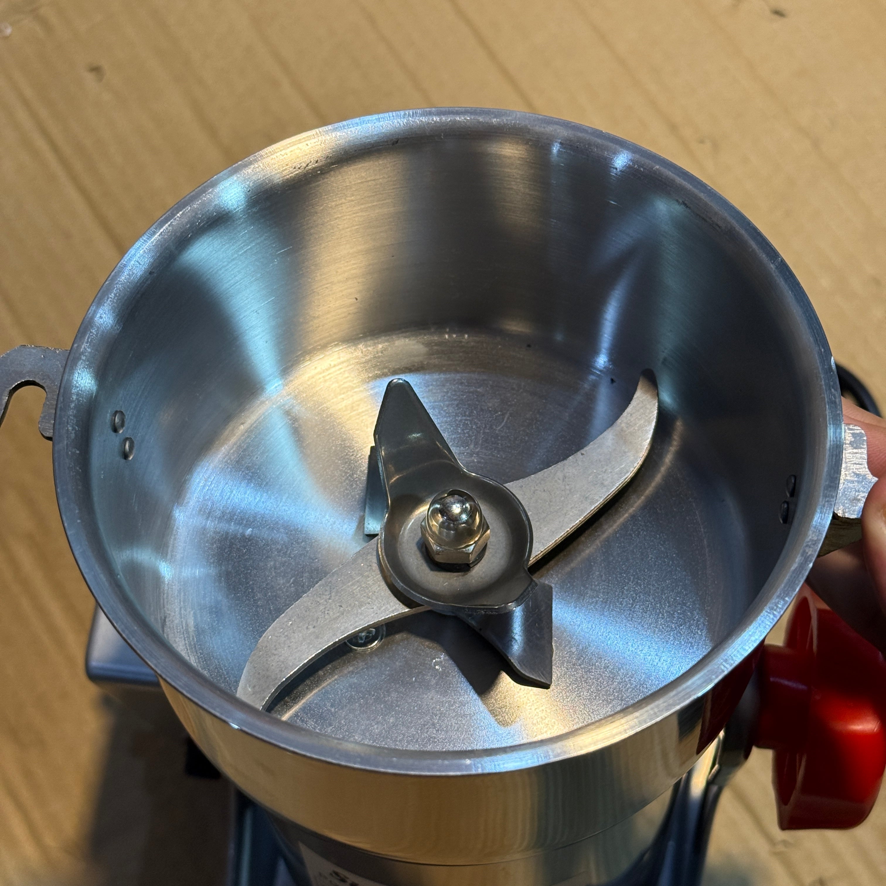 Super Crest Stanless Steel 250Gram Grinder