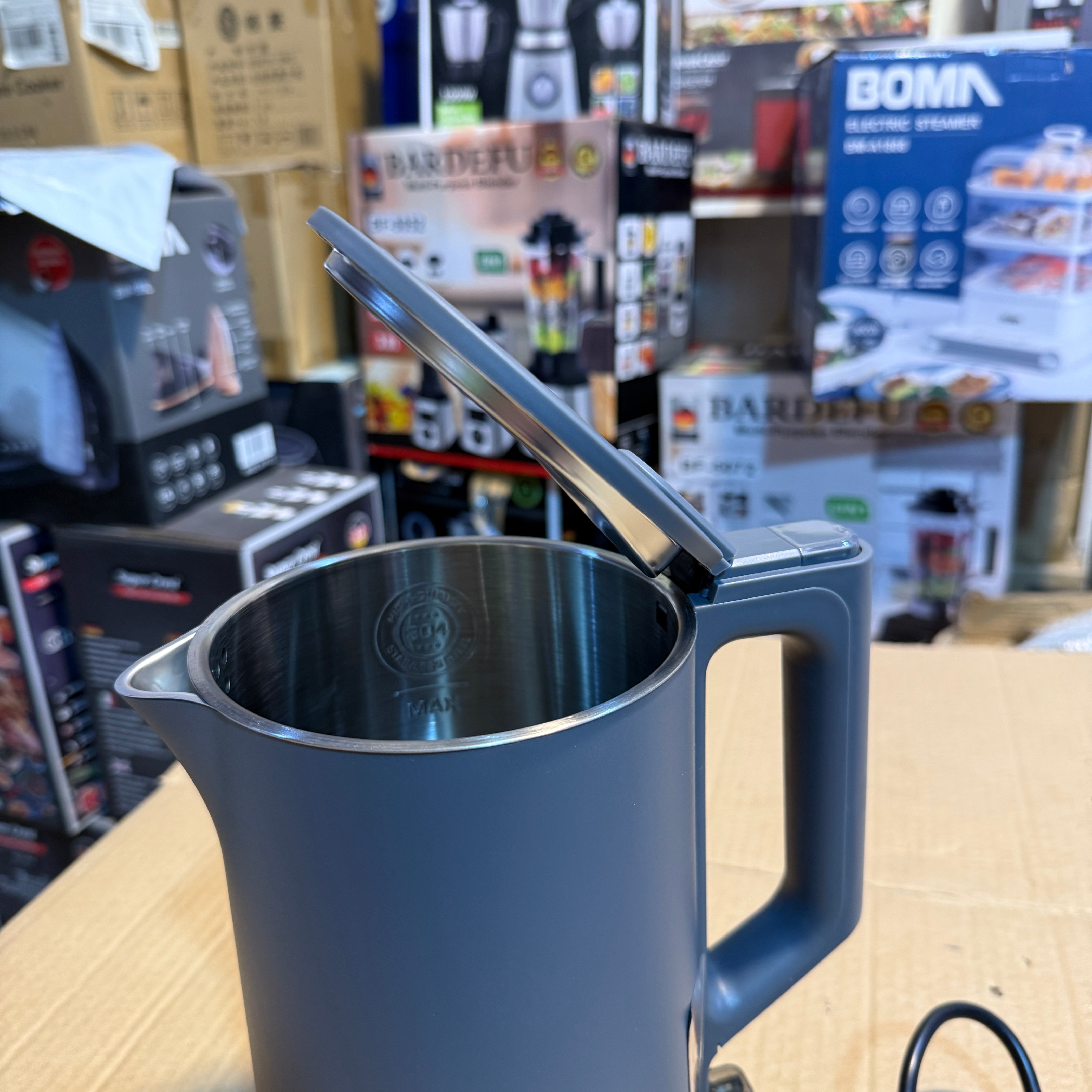 Imported Red Solution Stix Technology Electric Kettle