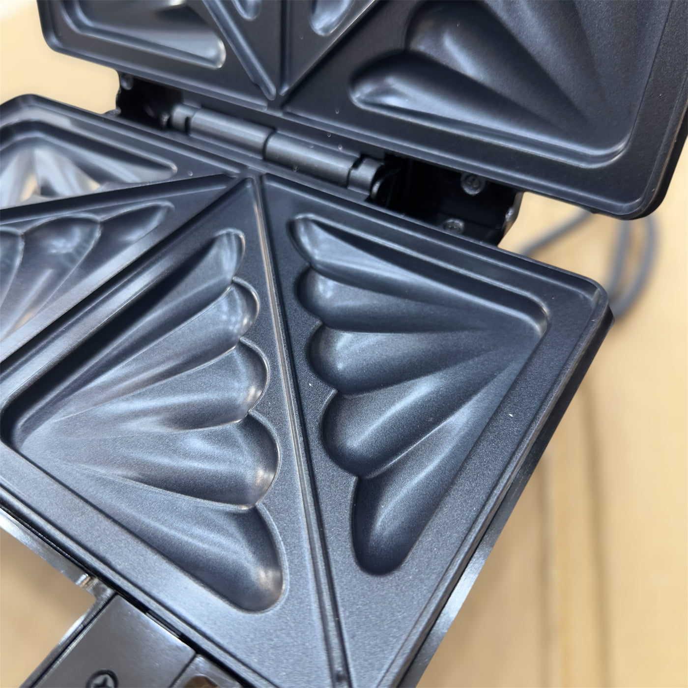 MPM Poland Deep Filled Sandwich Maker MOP-45M