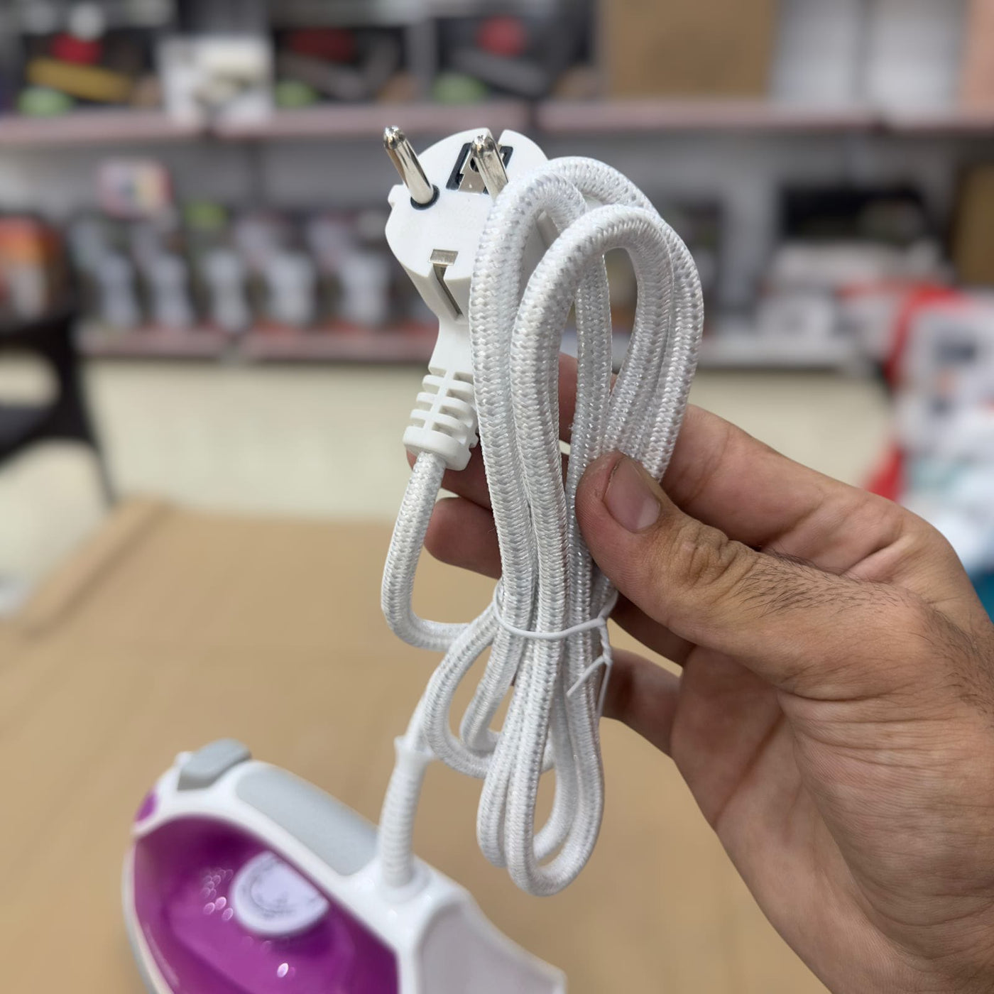 Panasonic Light & Easy Steam Iron NI-M250T