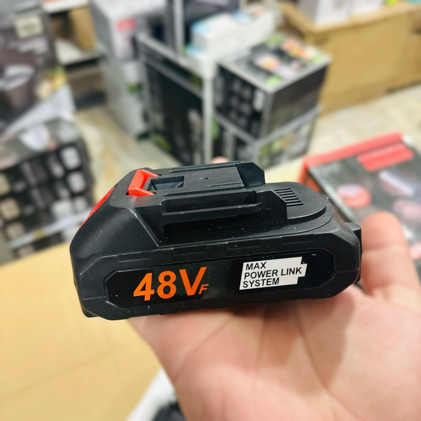 Imported Rechargeable Handheld Mini Electric Chainsaw
