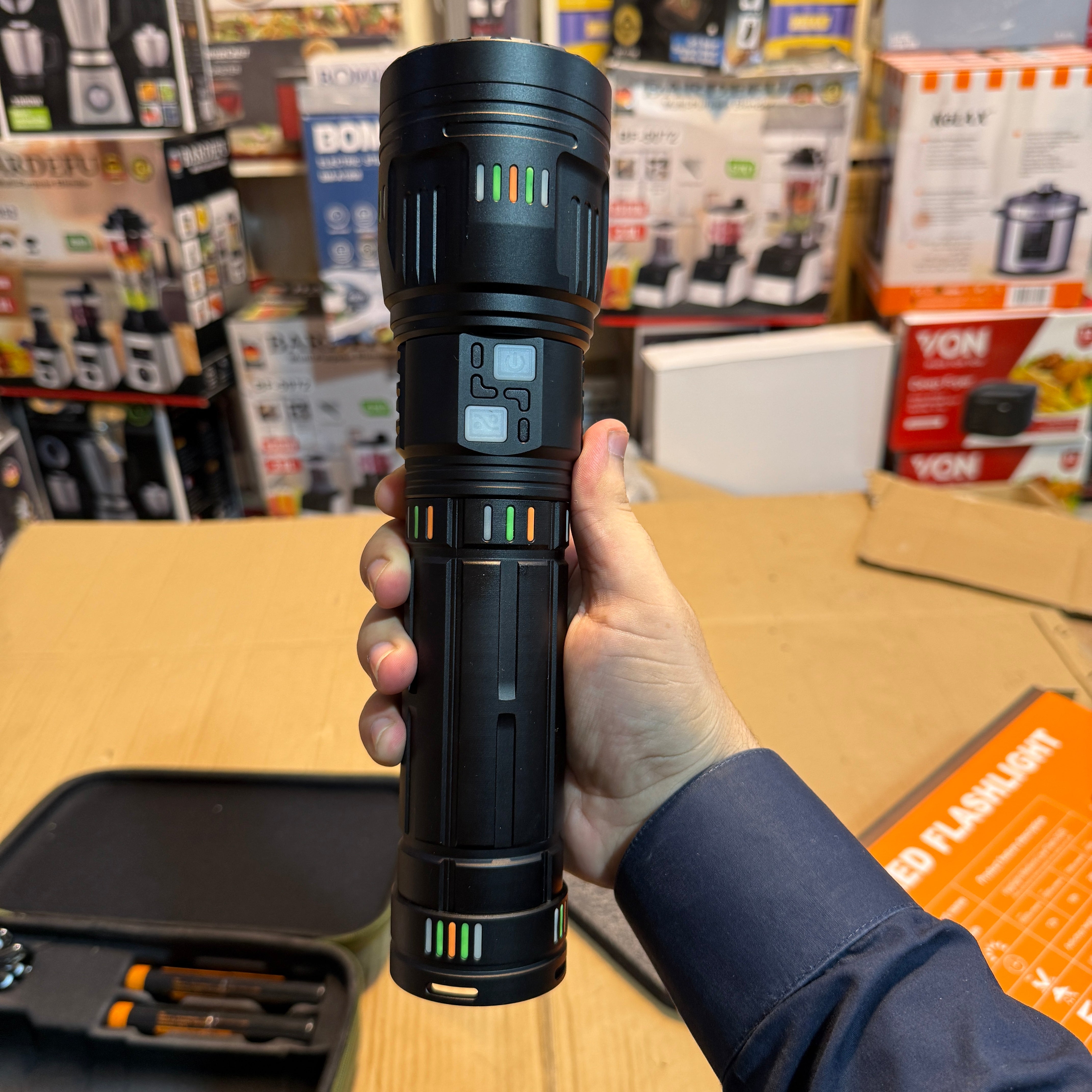 Imported Big Size 3km Flashlight