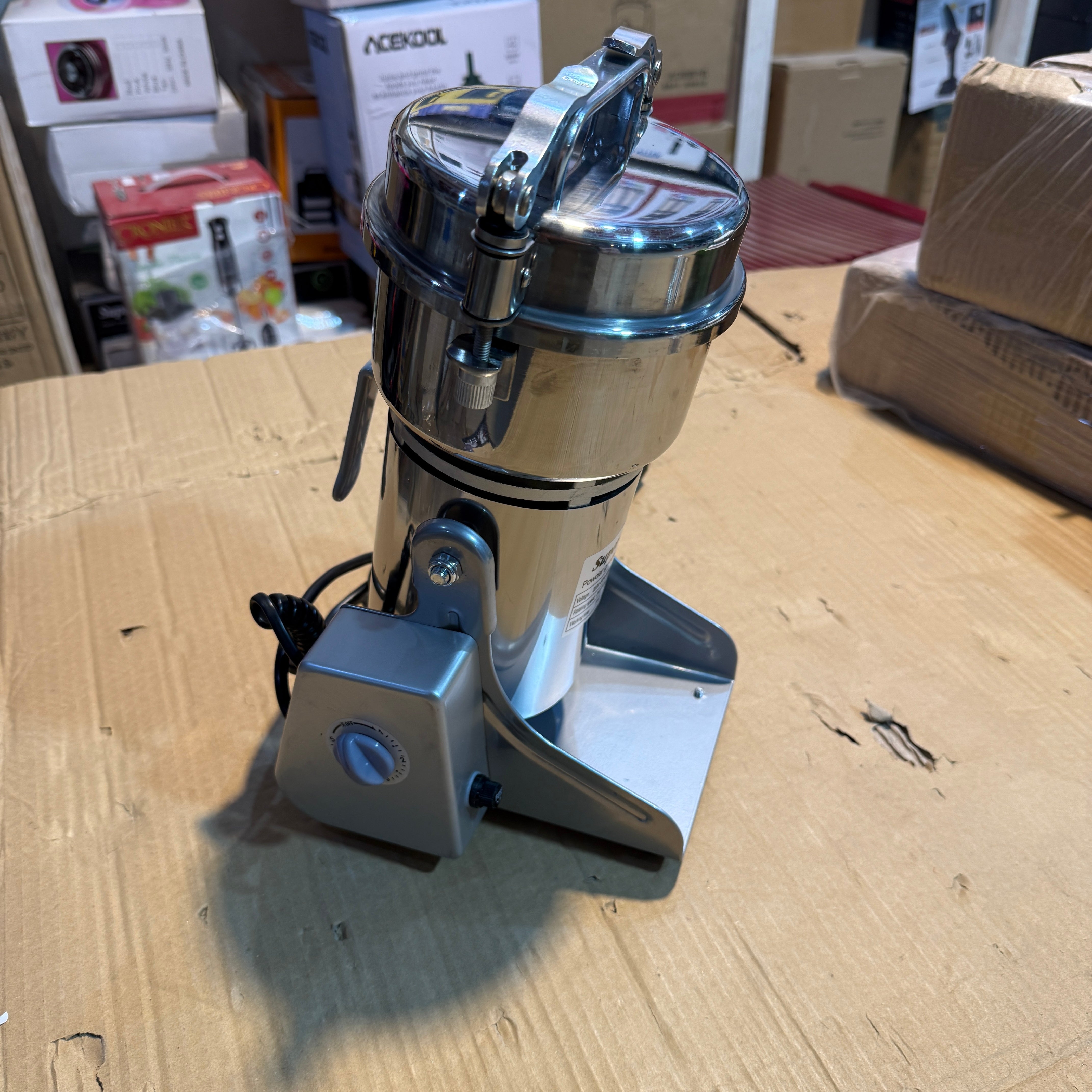 Super Crest Stanless Steel 250Gram Grinder