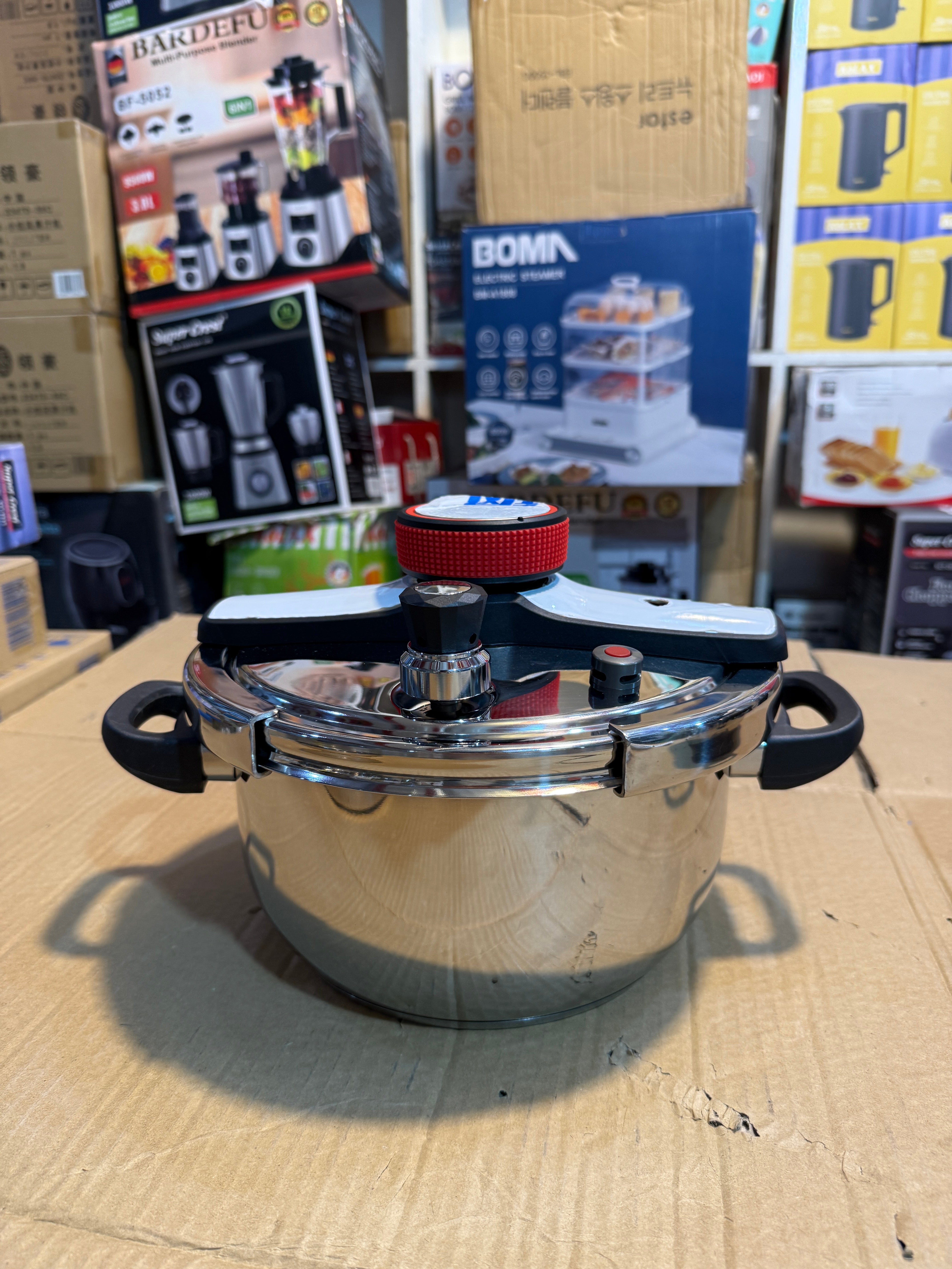 Imported Tefal 8pcs Automatic Pressure Cooker