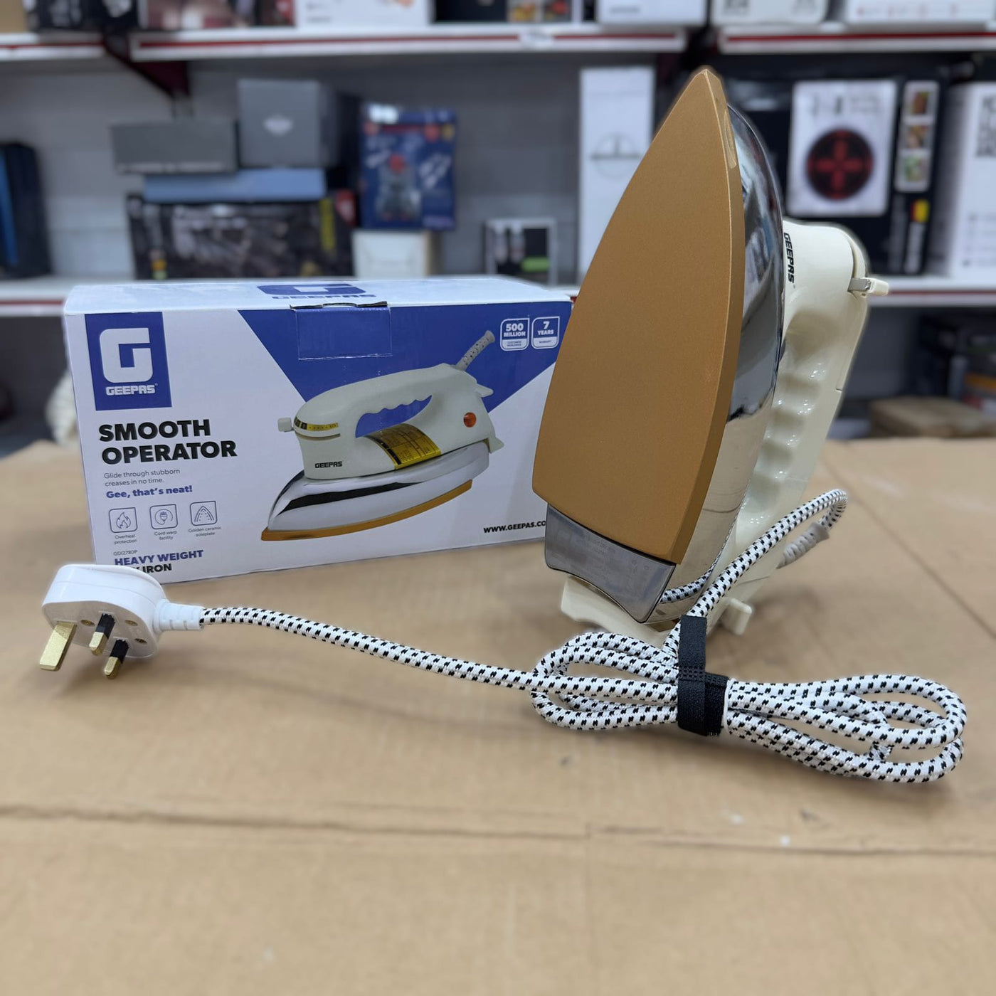 Geepas Heavy Weight Dry Iron 7080P