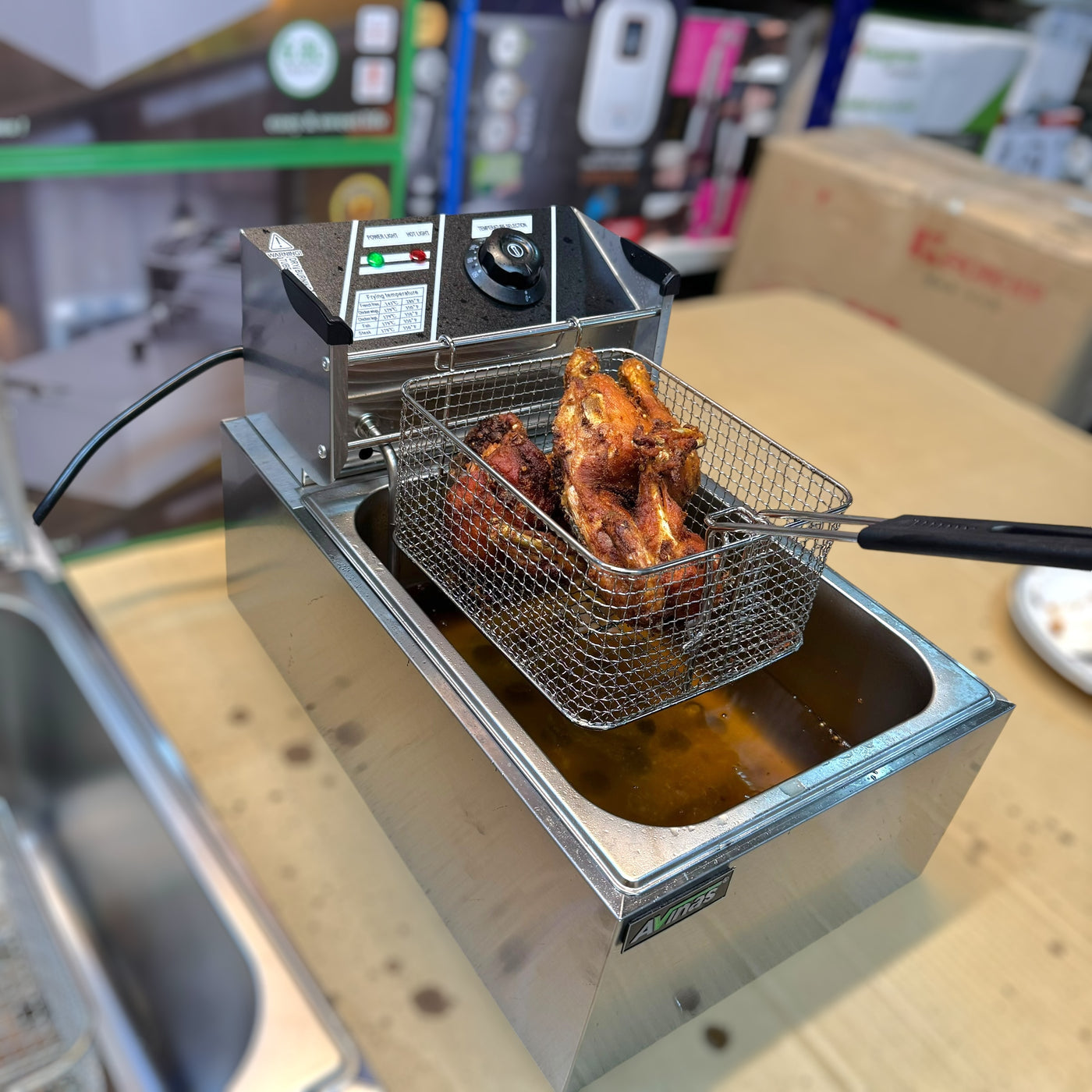 Imported Avinas 6.8L Electric Deep Fryer