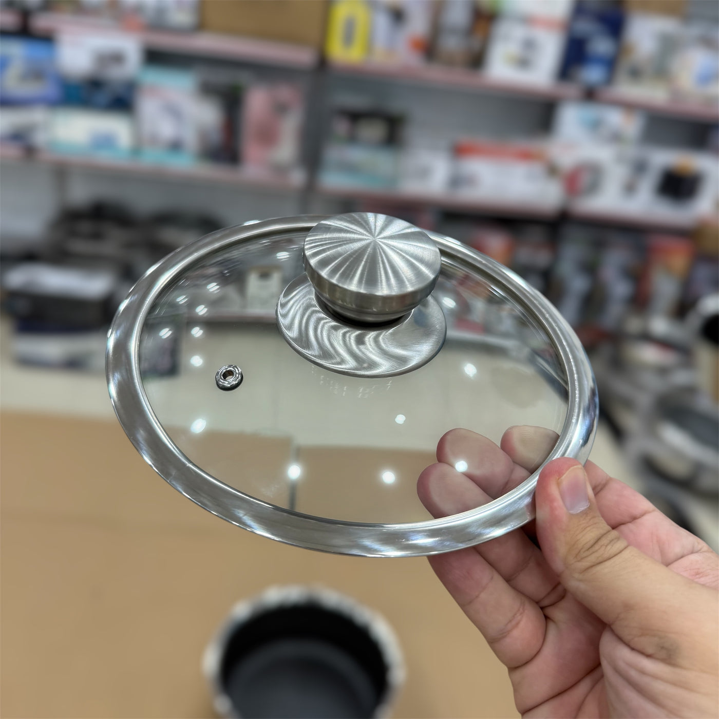Laser Coated Sauce Pan With Lid