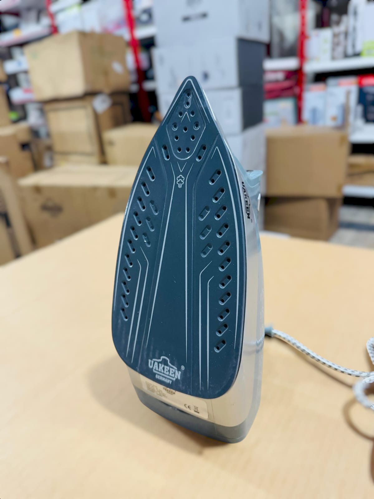 Uakeen Digital Steam Iron ZL-809