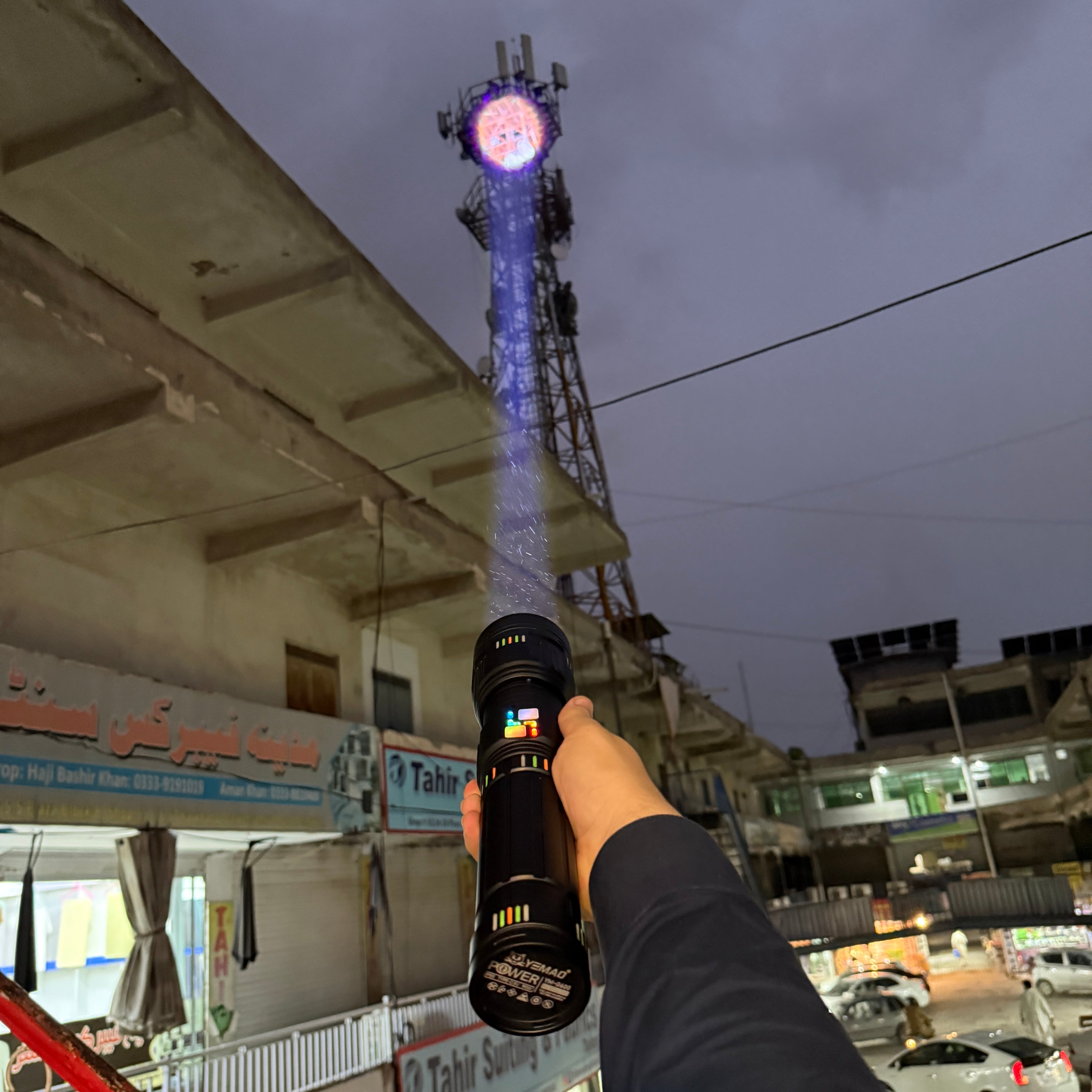 Imported Big Size 3km Flashlight