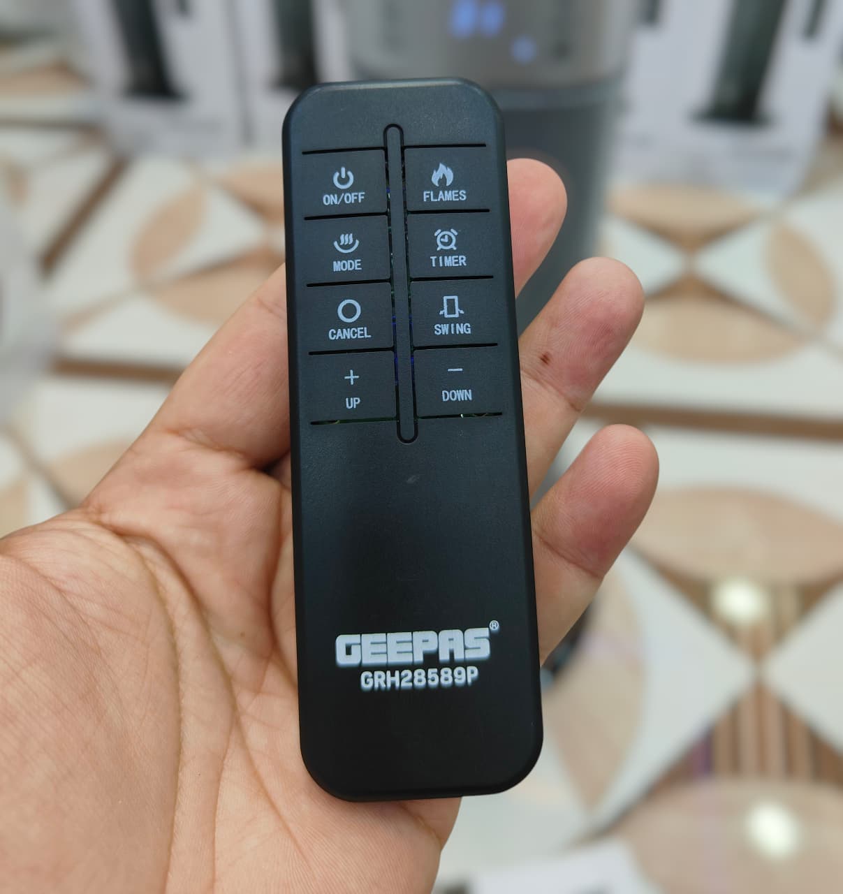 Geepas ceramic touch blower heater GRH 28589