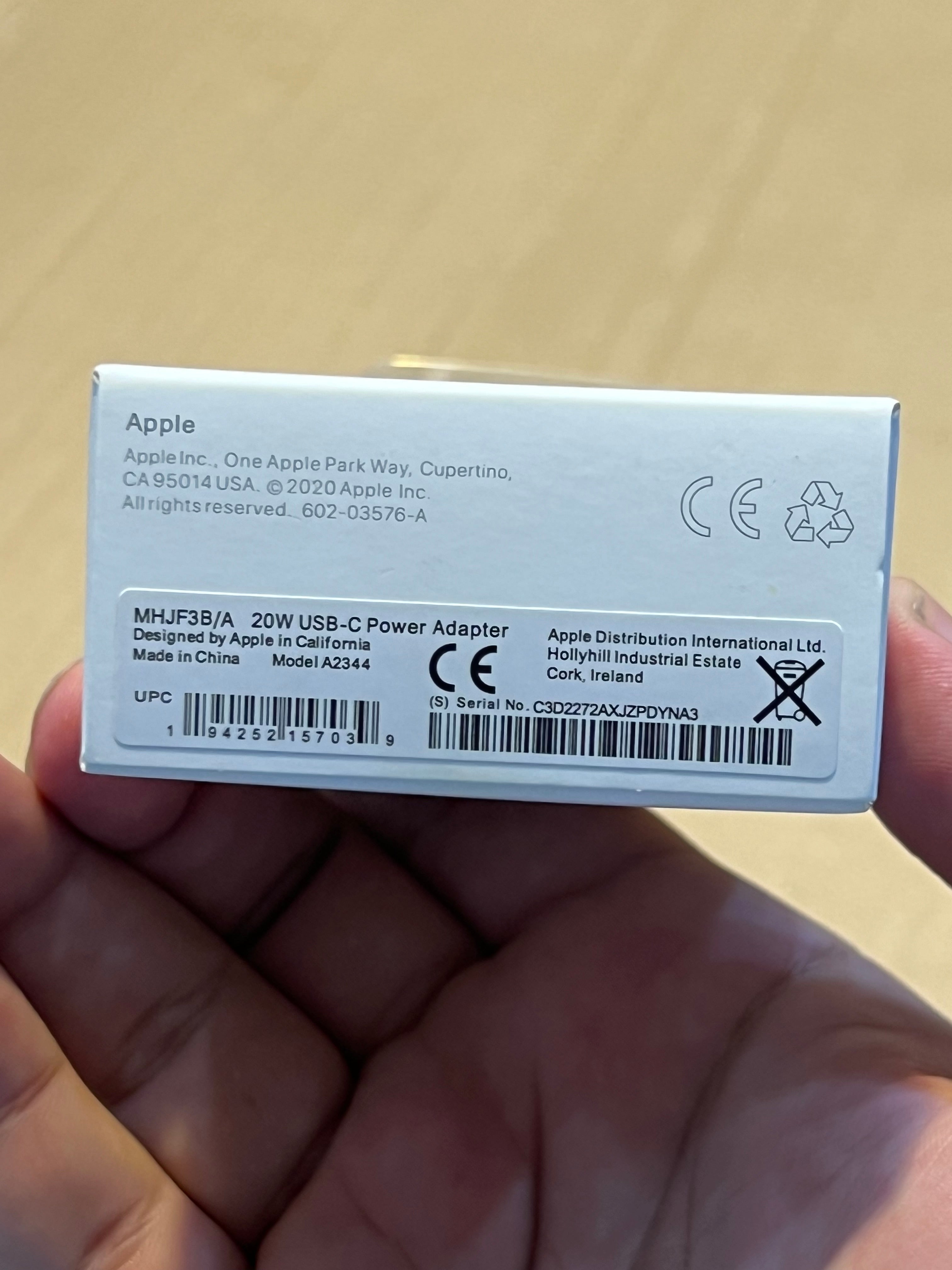 Original Apple 20Watt Fast Charging Adapter