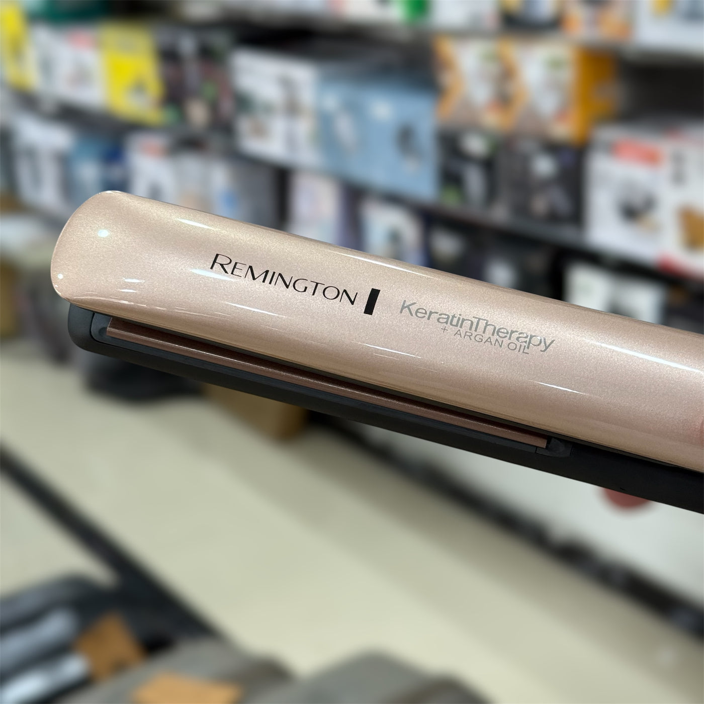Remington Keratin Therapy + Argan Oil Straightener