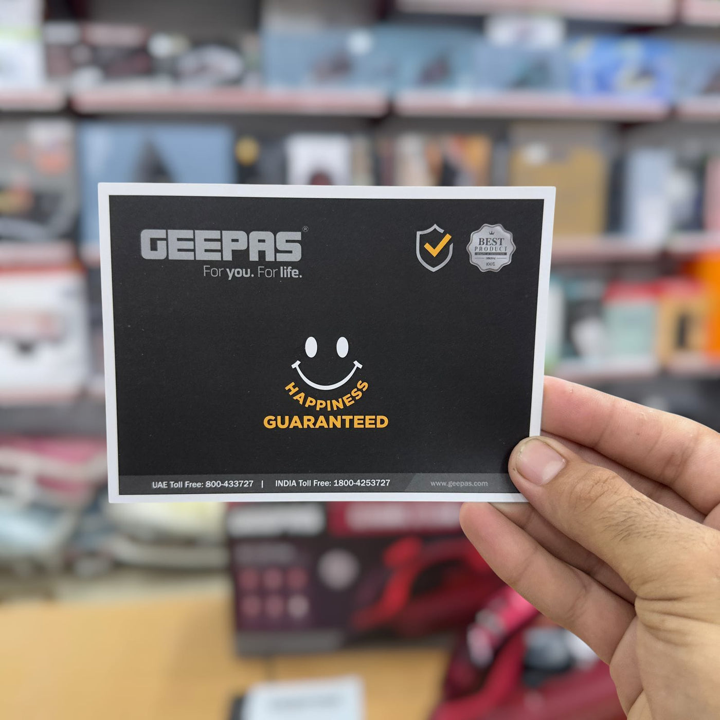 GEEPAS 3100W Ceramic Steam Iron-24026