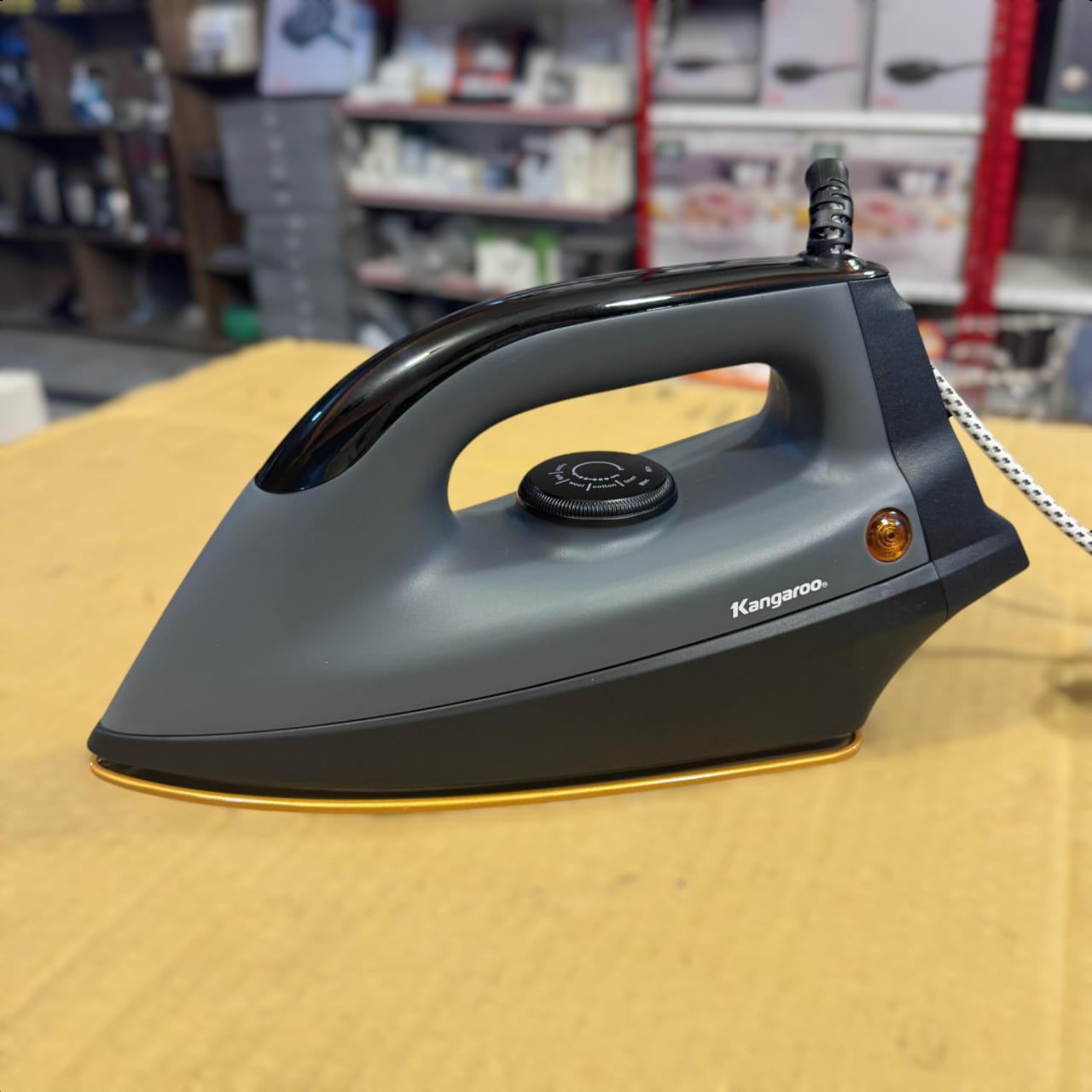 Kangaroo Dry Iron