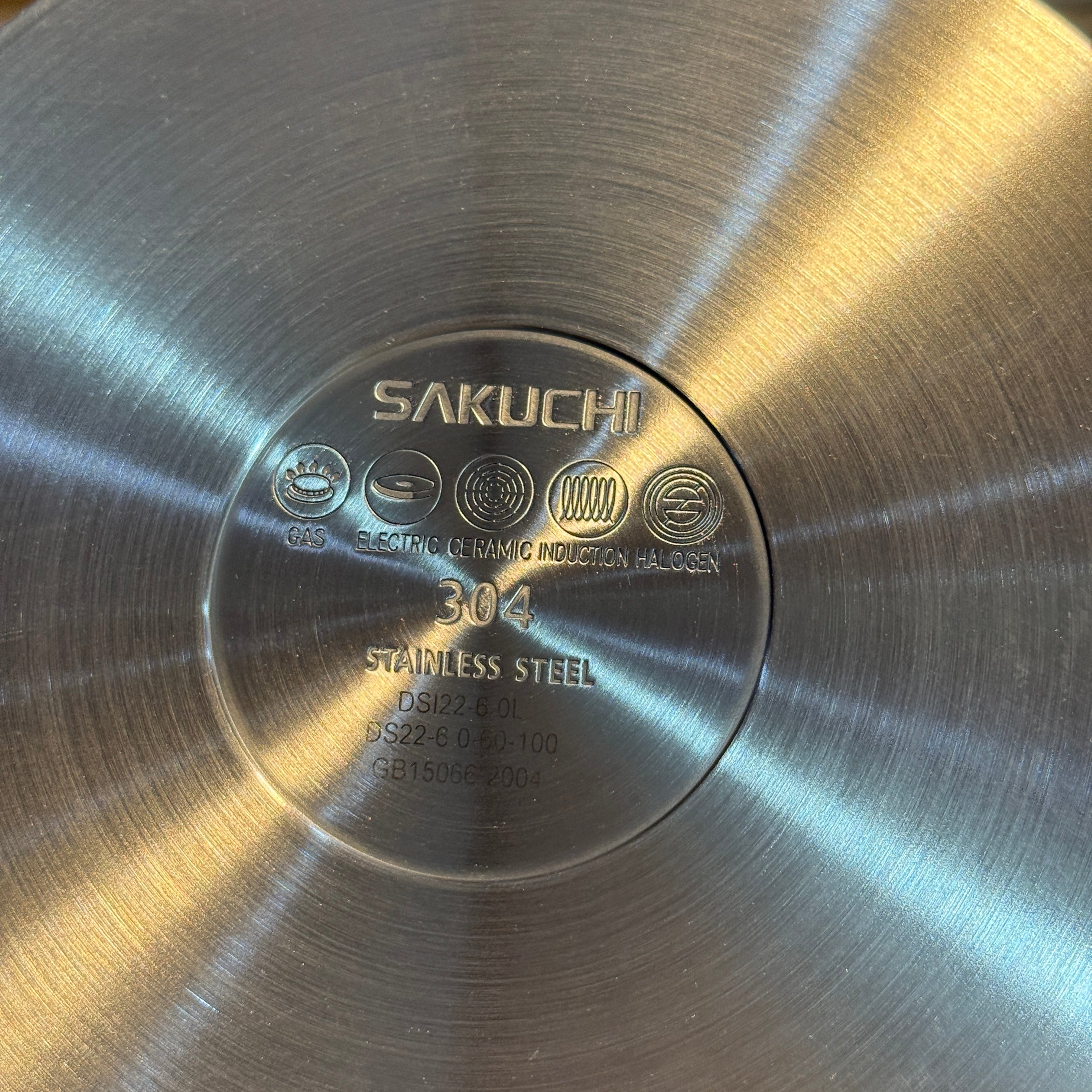 Sakuchi USA Brand Automatic 6Litre Pressure Cooker