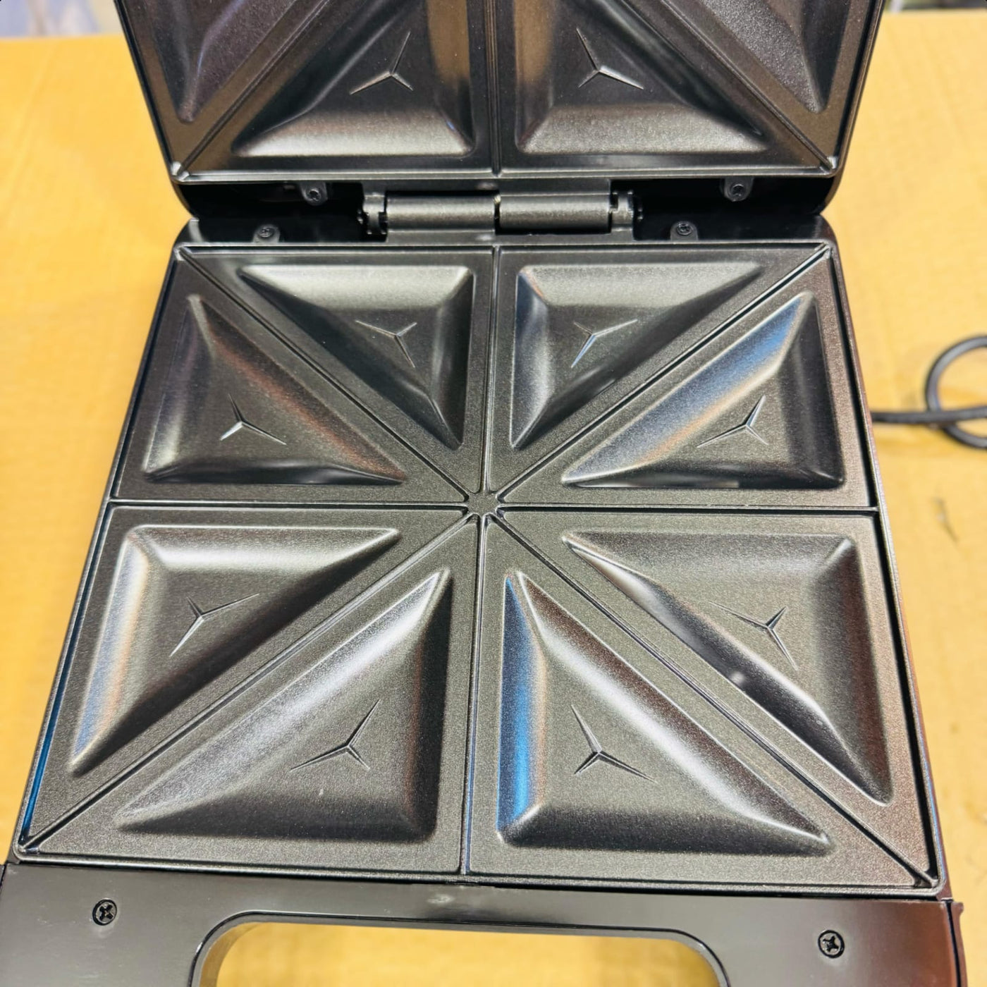 Sokany 8slice Sandwich Maker