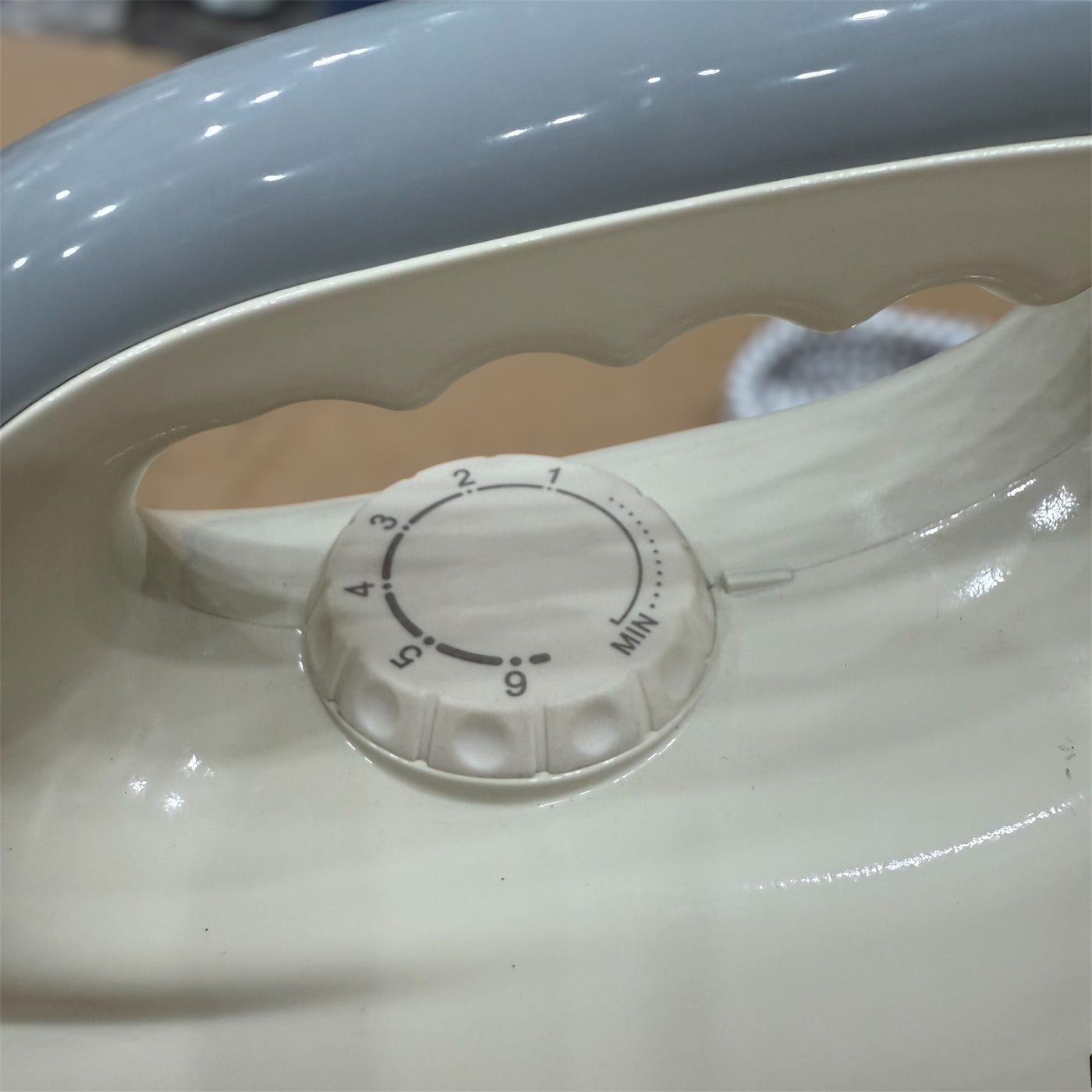 Geepas Automatic Heavy Dry Iron-23022
