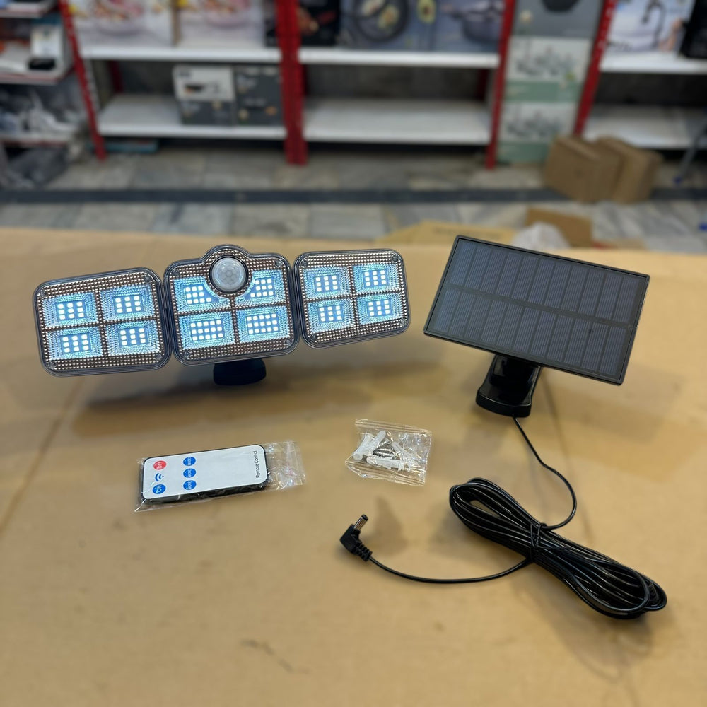 Lott Imported 3D Solar Sensor Light